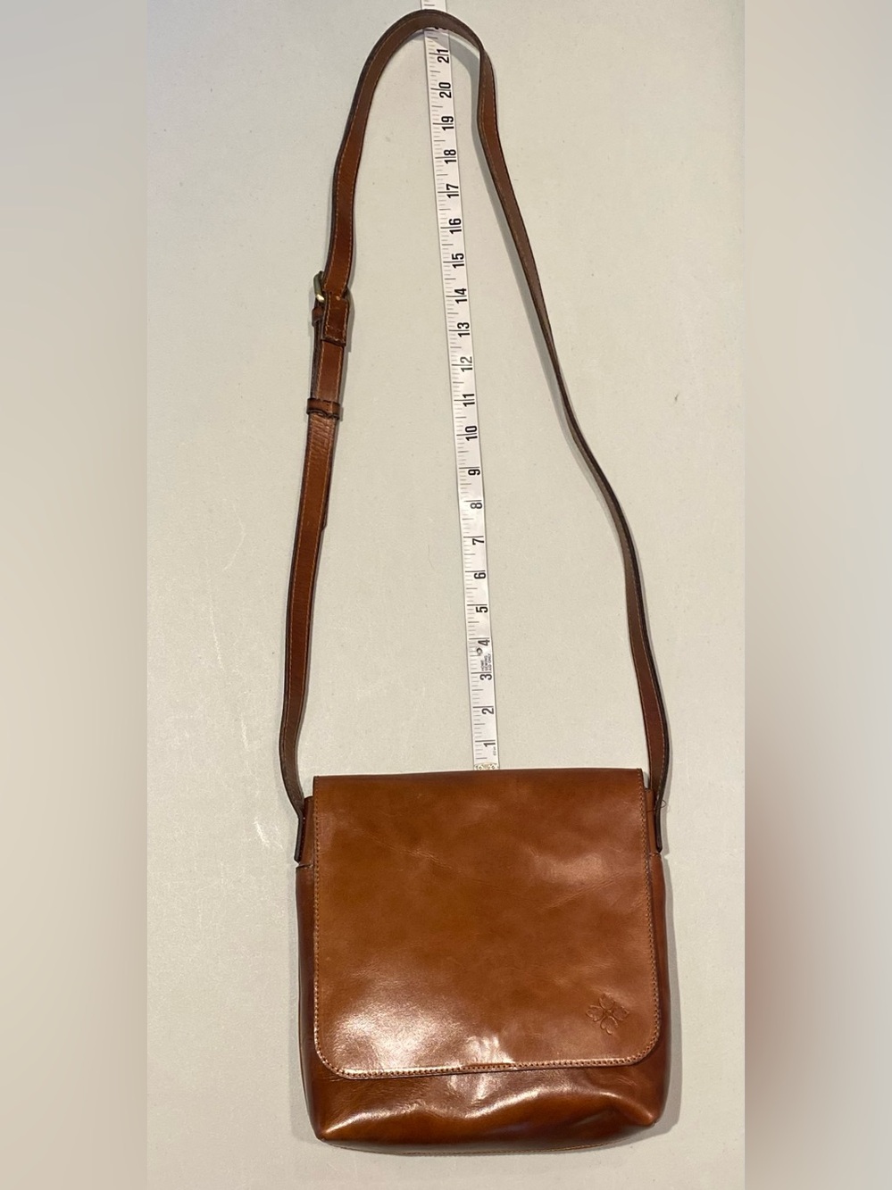 Patricia Nash Norwich Crossbody in Cognac Leather, Distressed Vintage, NWT - Picture 6 of 10